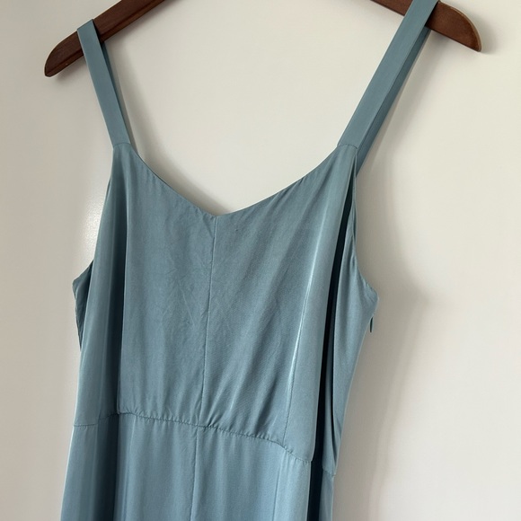 Aritzia dress - Picture 3 of 8